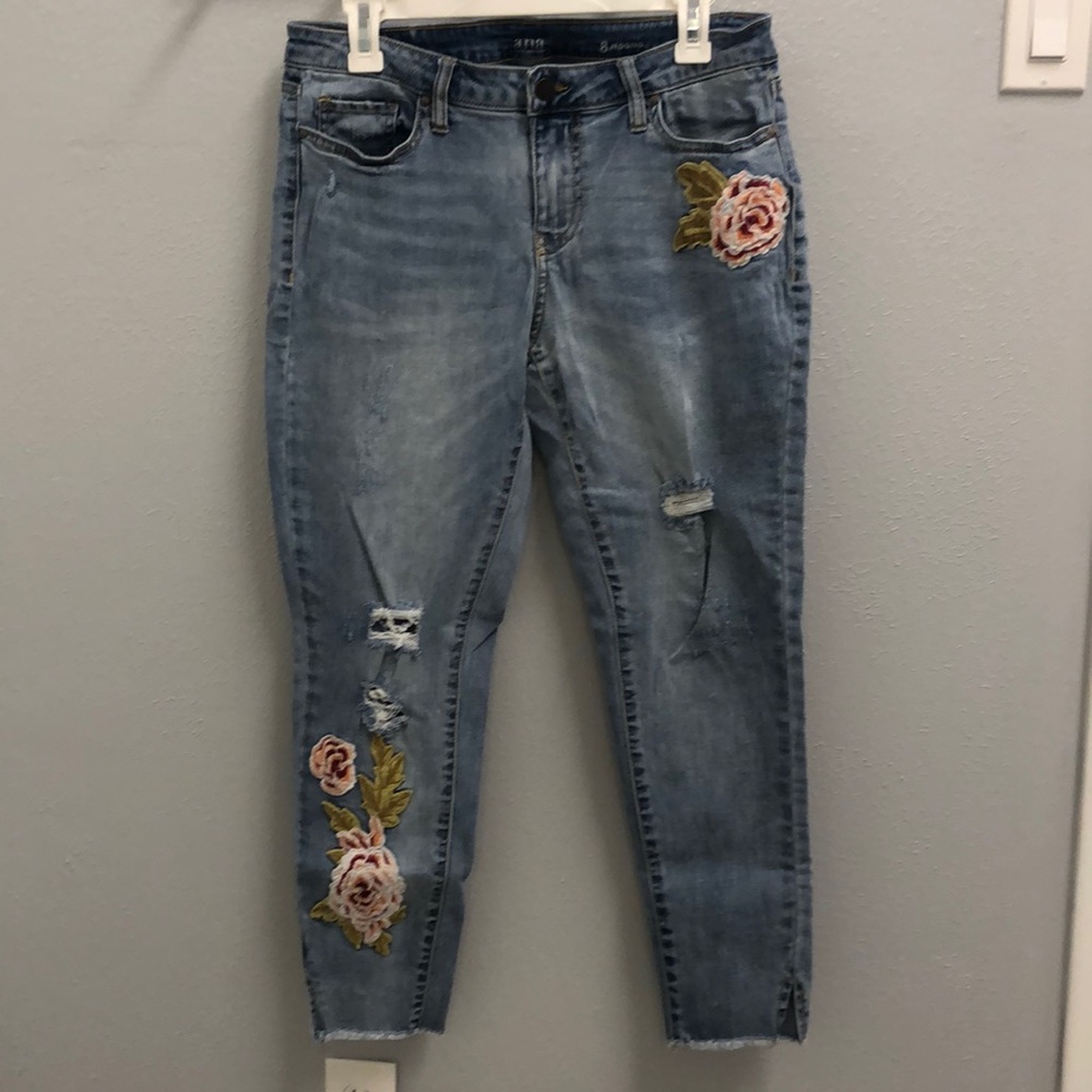 a.n.a. Embellished jeans